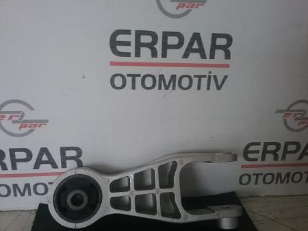 CORSA C ARKA MOTOR TAKOZU 1.7 DİZEL