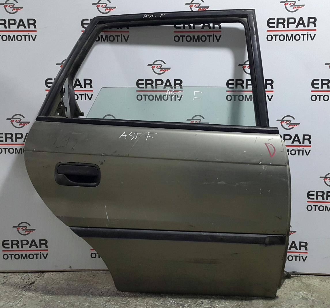 OPEL ASTRA F ÇIKMA SAĞ ARKA KAPI (ŞAMPANYA)