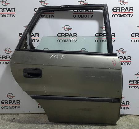 OPEL ASTRA F ÇIKMA SAĞ ARKA KAPI (ŞAMPANYA)