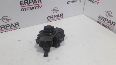 Opel Corsa 14 1.3 Yakıt  Pompası