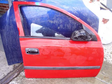 OPEL ASTRA G ÇIKMA SAĞ ÖN KAPI (KIRMIZI)