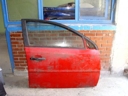OPEL VECTRA C ÇIKMA SAĞ ÖN KAPI (KIRMIZI)
