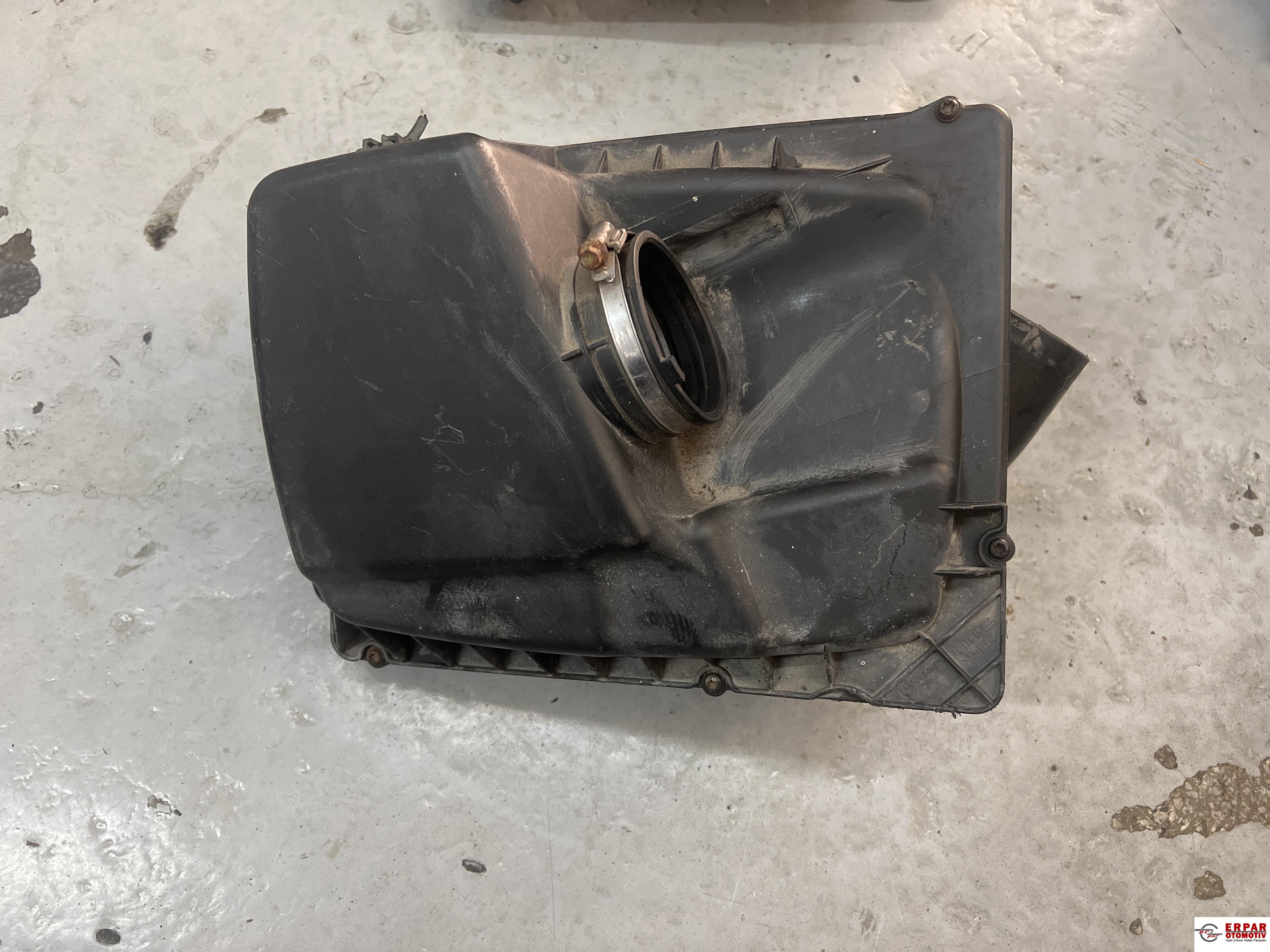 OPEL ZAFİRA B HAVA FİLTRE KUTUSU